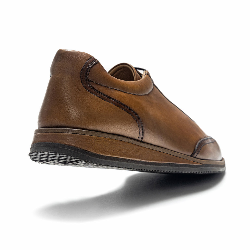 Sneakers ( Leather sporty shoes )
