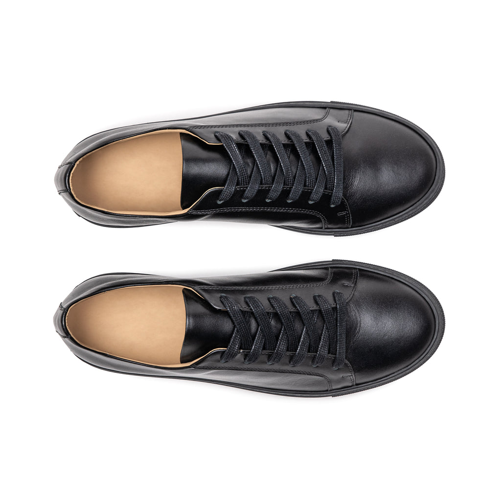 Sneakers Classic, Black Sole